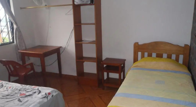 Standard dublă cameră Hostal Limoncocha