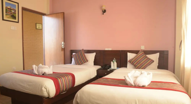 Двухместный номер Deluxe с балконом и с видом на горы Pokhara Eco Resort