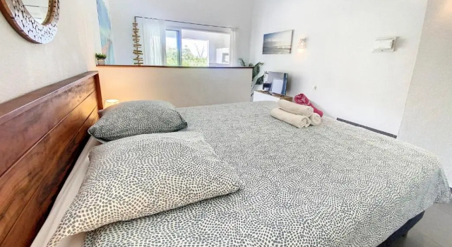 Beautiful suite S4, pool, sea view, Pinel Island