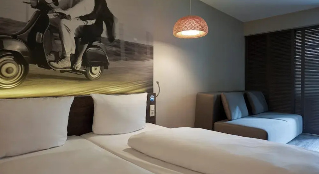 Четырёхместный номер Standard с балконом Hotel GIO