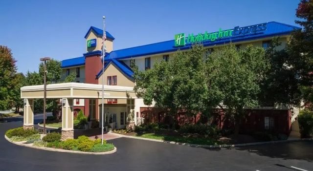 Кровать в общем номере Holiday Inn Express Frazer - Malvern by IHG