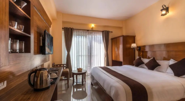 Двухместный номер Deluxe с балконом Hotel Lake Shore