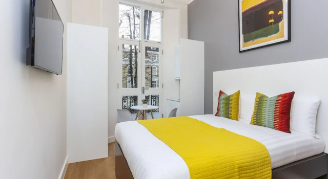 Студия Economy Inverness Terrace Serviced Apartments by Concept Apartments