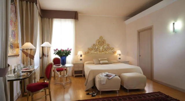 Люкс Exclusive с видом на канал Hotel Liassidi Palace