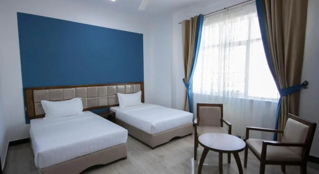 Полулюкс Deluxe Home Station Hotel