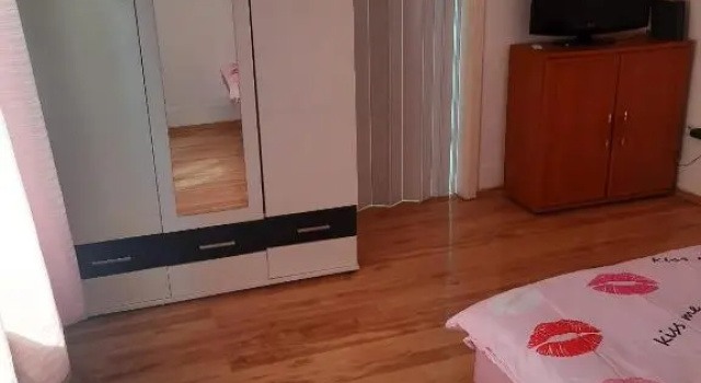 Apartment in Stuttgart 8, Забронировать Апартаменты/квартира Апартаменты Штутгарта, рядом с Фестиваль «Каннштаттер Вазен», Апартаменты/квартира