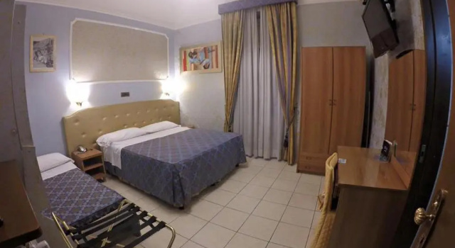 Четырёхместный номер Standard Hotel Assisi