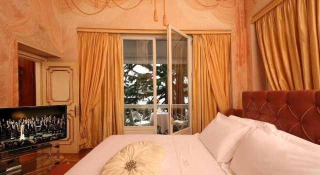Люкс Executive с балконом и с видом на озеро Villa La Vittoriana