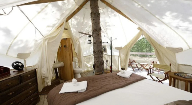 Under Canvas Glacier, Buchen Sie Ferienhaus Coram Montana