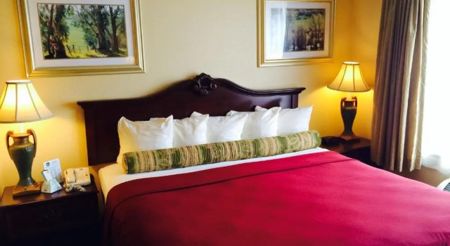 Номер Standard Best Western Penn-Ohio Inn & Suites