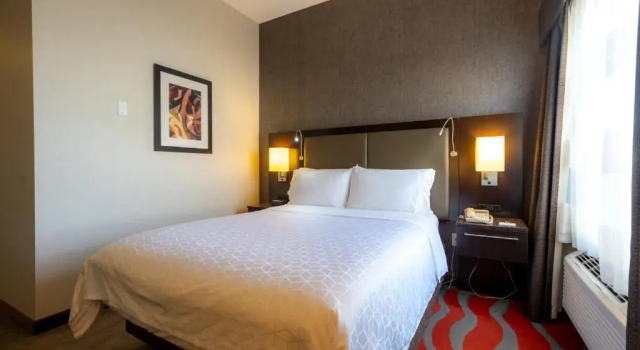 Номер Deluxe Holiday Inn Express Hotel & Suites - Edmonton International Airport by IHG