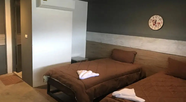 Номер Deluxe Takuapa Station Hotel
