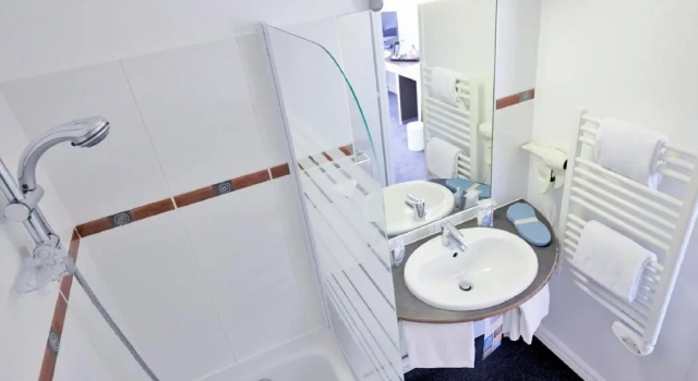 Трёхместный номер Standard с видом на город Hotel Coeur Marin