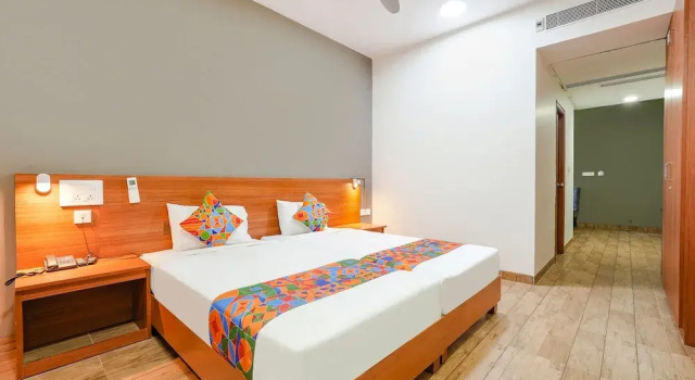 Номер Premium FabHotel D Square OMR