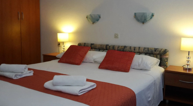 Villa Stari dvor, Đặt Biệt thự Ugljan Ugljan Island