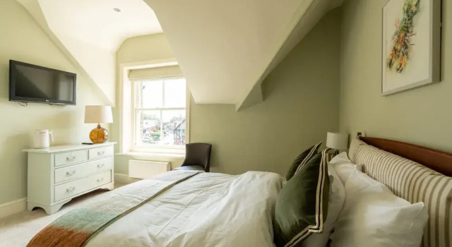 The Ox Pub & Rooms, Varaa Hostelli Poole hostellit, Hostelli