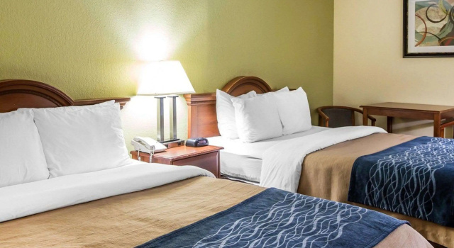 Четырёхместный номер Standard Quality Inn Darien-North Brunswick