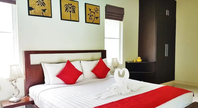Thai Family karon Pool Villa 泰如家卡伦3卧泳池别墅, Забронировать Вилла Виллы Пхукета, Вилла