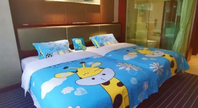 Семейный номер Standard Kunming Haitian Hotel