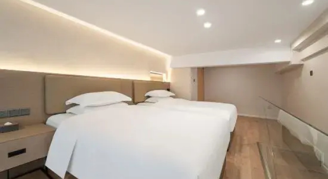 Люкс Boton International Apartment (Yangjiang City Government Service Center Yuanyang Lake Park Branch)