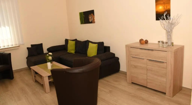 Eifellounge, Забронировать Отель Отели Айфель 3 звезды, 3*