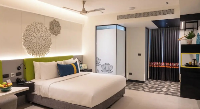 Номер Executive ZIBE Luxe Kakinada by GRT Hotels