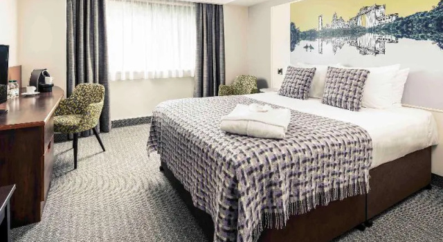 Двухместный номер Standard Mercure Swansea Hotel