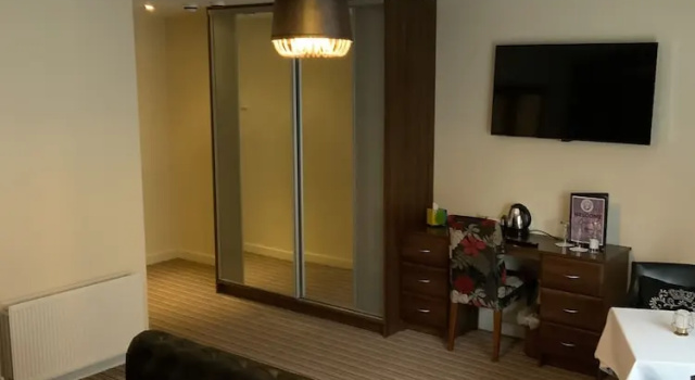 Номер Premium The Hedges Hotel