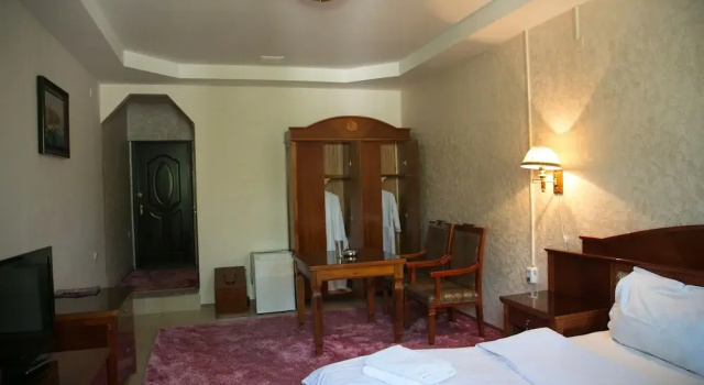 Qazybek Hotel