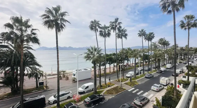 Апартаменты One Bedroom Apartment With a sea View Right by the Croisette Beaches and the Center of Cannes - 2287