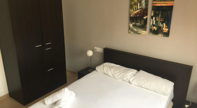 Agora Apartamentos La Volta