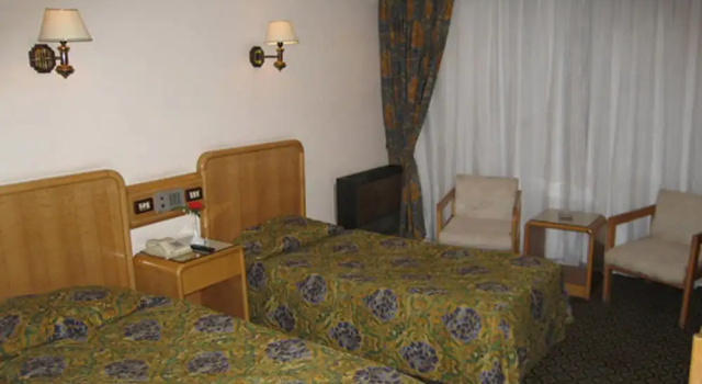 Номер Standard с красивым видом из окна Philippe Luxor Hotel