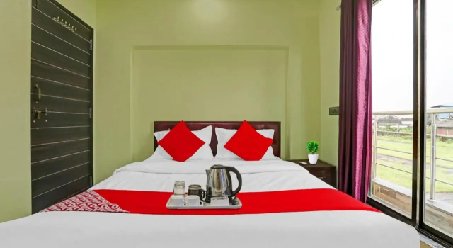 OYO 700169 Om Sai Ram Residency, Забронировать Отель Отели штата Махараштры 3 звезды, 3*