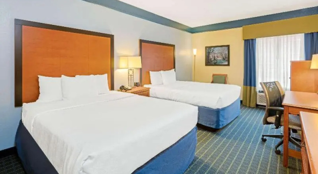 Номер Standard La Quinta by Wyndham Shawnee
