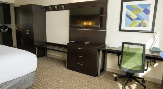 Двухместный номер Standard Holiday Inn Express & Suites Marietta by IHG
