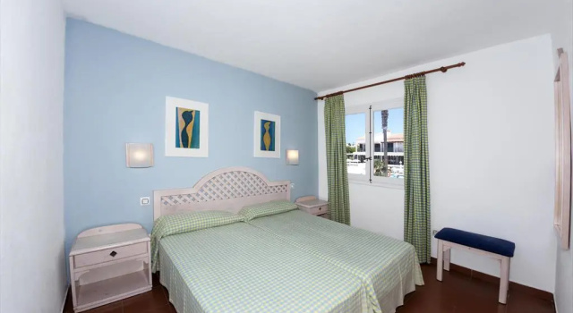 Apartamentos Roc Oasis Park, Reservar Apartamento Cala en Blanes Minorca