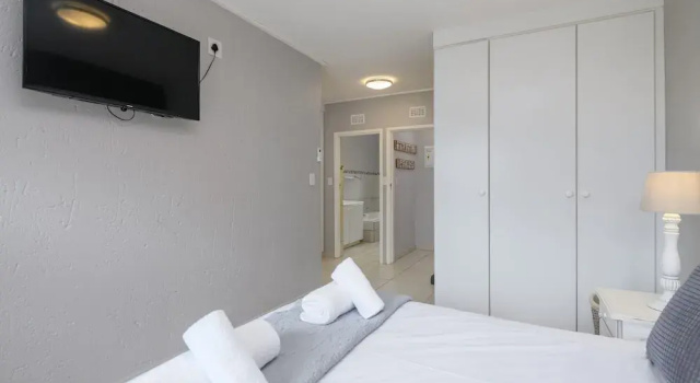 San Lameer Villa Rentals 3708