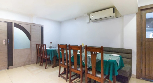 Capital O 60578 Hotel Maya International, Забронировать Отель Мангалур штат Карнатака, рядом с Kadri Manjunath Temple