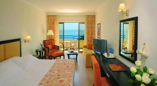 Номер Superior Elias Beach Hotel