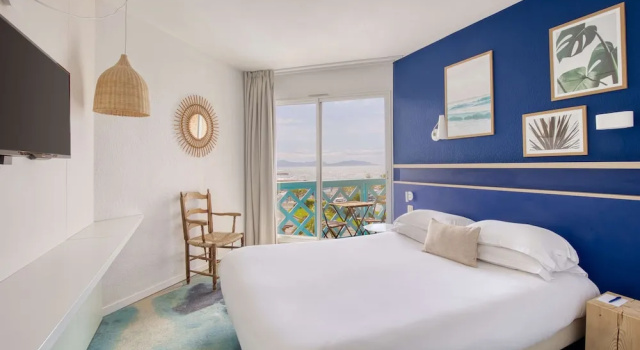 Двухместный номер Deluxe с балконом и с видом на море Hotel Paradou Mediterranee, BW Signature Collection by Best Western
