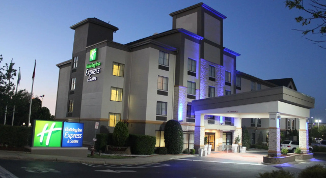 Holiday Inn Express Hotel & Suites Charlotte-Concord I-85, Rezervați Hotel Concord Carolina de Nord