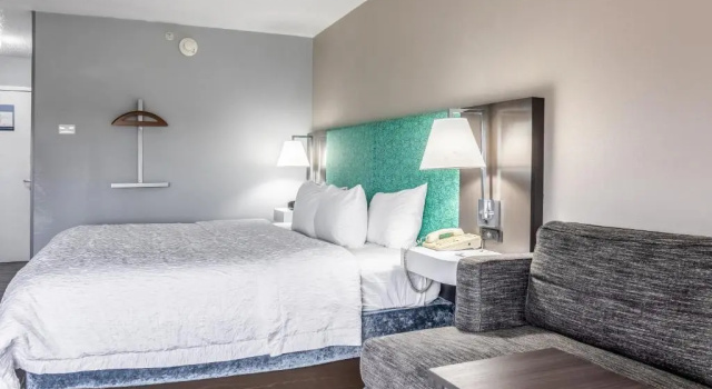 Номер Standard Hampton Inn Youngstown-North
