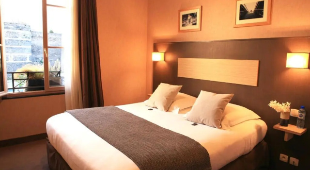 Номер Premium Logis Hôtels- Hôtel Marguerite d'Anjou Angers château