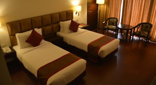 The Lily Hotel, Rezerwuj Hotel Dispur Assam