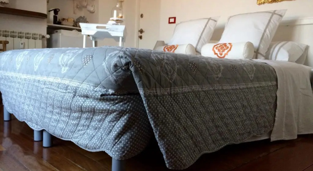 Apartment Pied à Terre with Terrazza in Milan City Center, Забронировать Апартаменты/квартира Отели Читта Студи с парковкой, Парковка