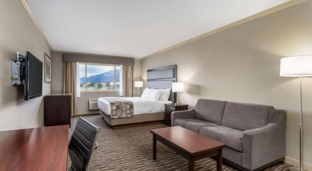 Двухместный номер Deluxe Prestige Radium Hot Springs Resort, WorldHotels Crafted
