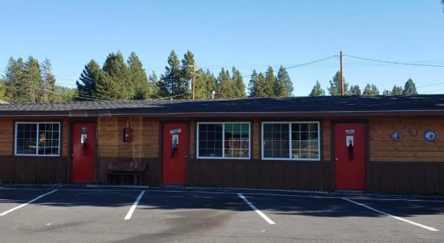 Crescent Moon Motel, Đặt Nhà nghỉ ven đường Crescent Oregon