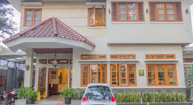 RedDoorz near Simpang Dago 2, Забронировать Гостевой дом Гостевые дома Бандунга, Гостевой дом