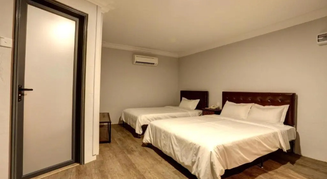 Трёхместный номер Standard Hotel Kristal