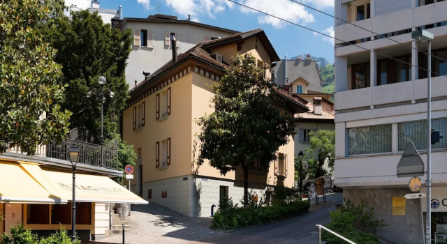 The Studios Montreux - Swiss Hotel Apartments, Забронировать Отель Отели Lavaux с бассейном, Бассейн